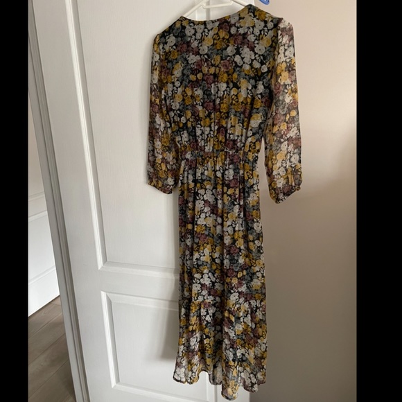 NEW Abercrombie and Fitch Ruffle Hem Midi Dress black floral NWT with scrunchie - Picture 9 of 12